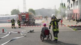 Bilde fra beredskapsøvelse i Dortmund. Målet var å teste ut hvordan nødetatene tar vare på funksjonshemmede og andre utsatte grupper under kriser.