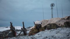 Oppe i fjellet under øvelse Arctic Bolt 2022