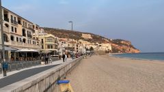 Stranden på Sesimbra.