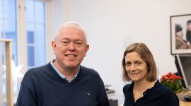 Portrett av to forskere. Foto