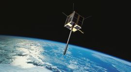 illustrasjon av AISSat2 i bane utenfor jordkloden