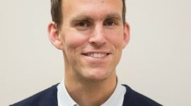 Portrett av Helge Weydahl.