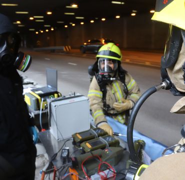 Forskere og brannkorps tester nytt målesystem