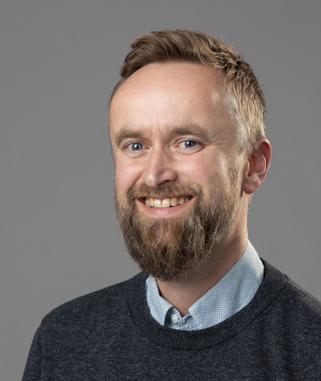 Portrettbilde av forskningsjournalist Espen Hofoss