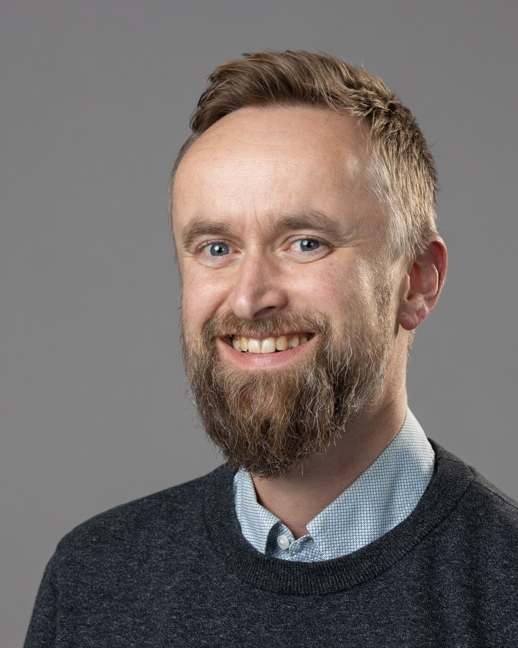 Portrettbilde av forskningsjournalist Espen Hofoss