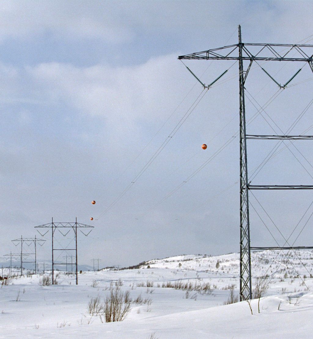 høyspentmaster i troms
power pylon in northern norway